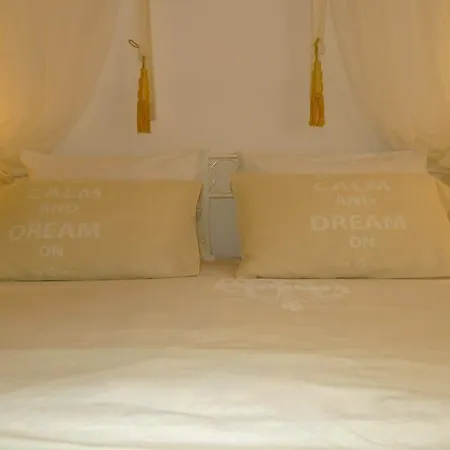 Apartman House *