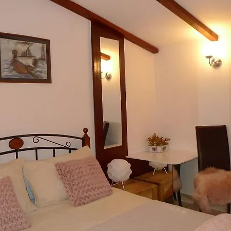 House Vela Luka
