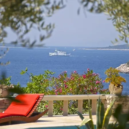 Apartment House Vela Luka