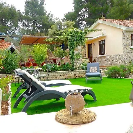 House * Vela Luka