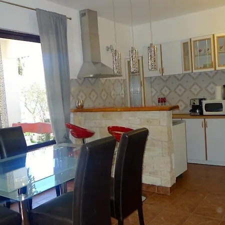 House Apartment *